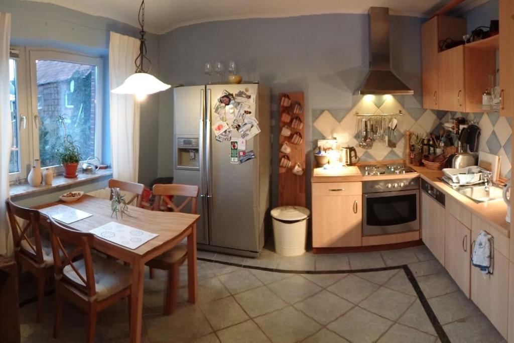 2 Bedroom Beautyful Vacation Home / Ferienhaus Brunsberg Buchholz in der Nordheide Buitenkant foto